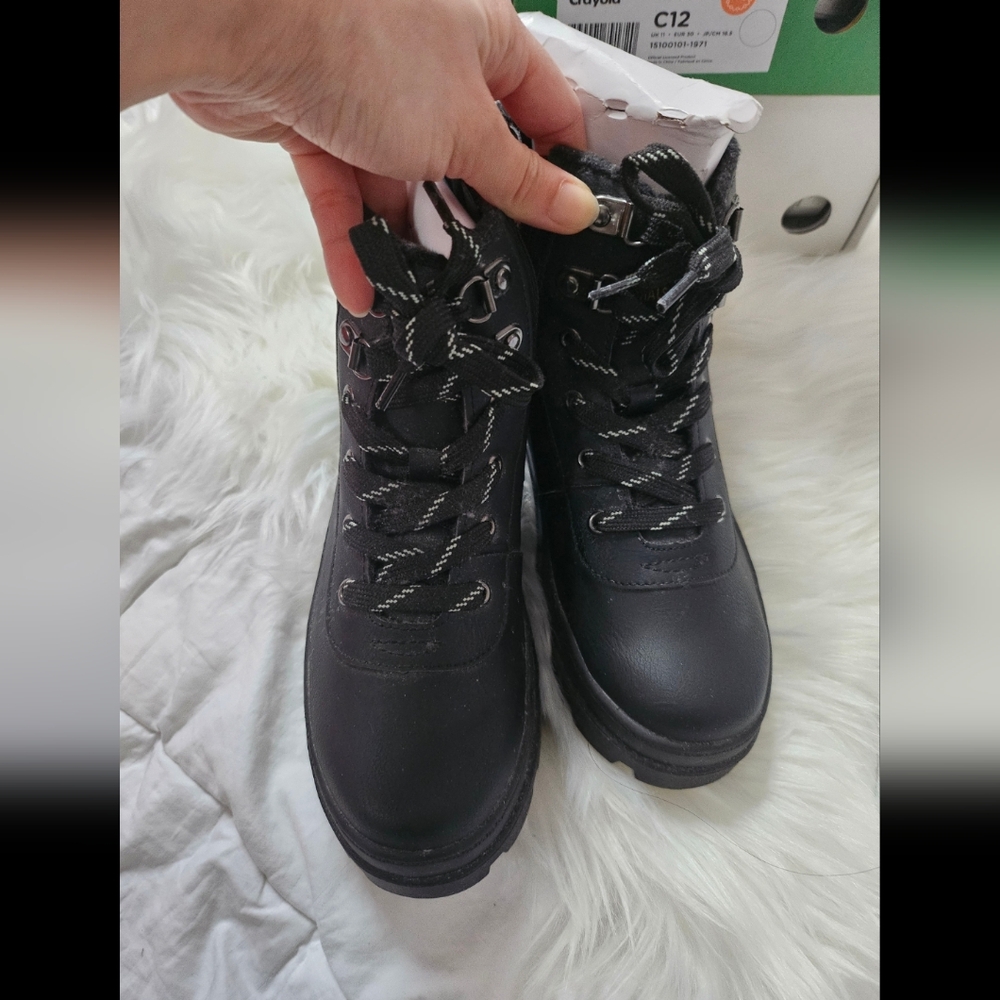 HM WATERPROOF KIDS Stylish Black Boots - Size US 1 EUR 32